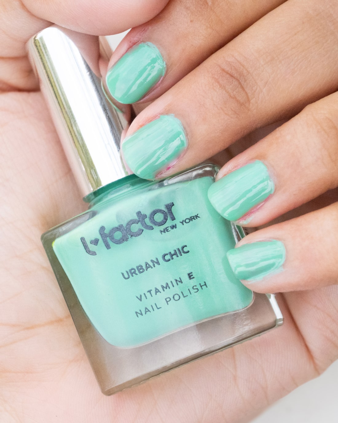 UC-003 - Pistachio Green